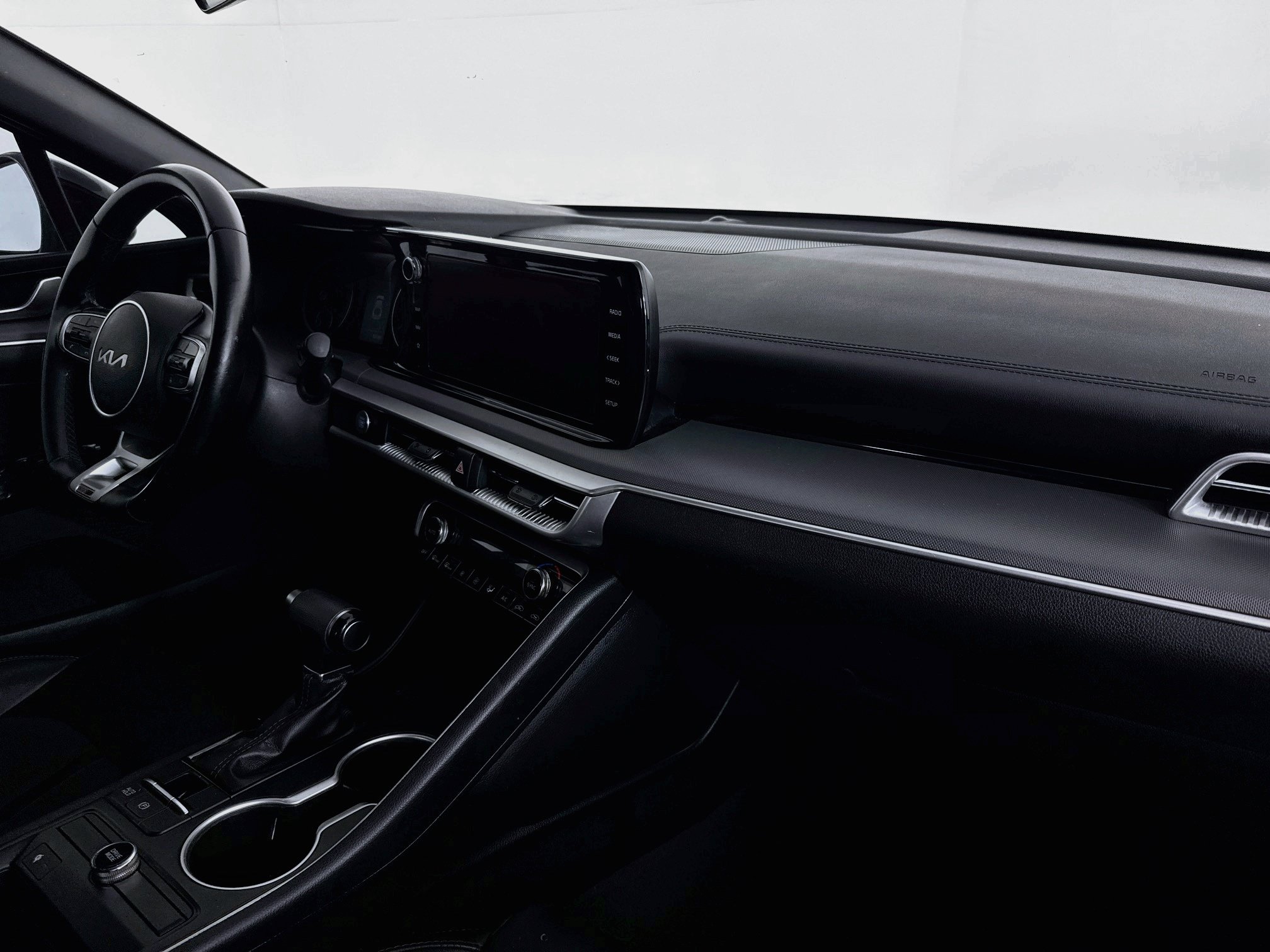 Used 2022 Kia K5 GT-Line FWD image 28