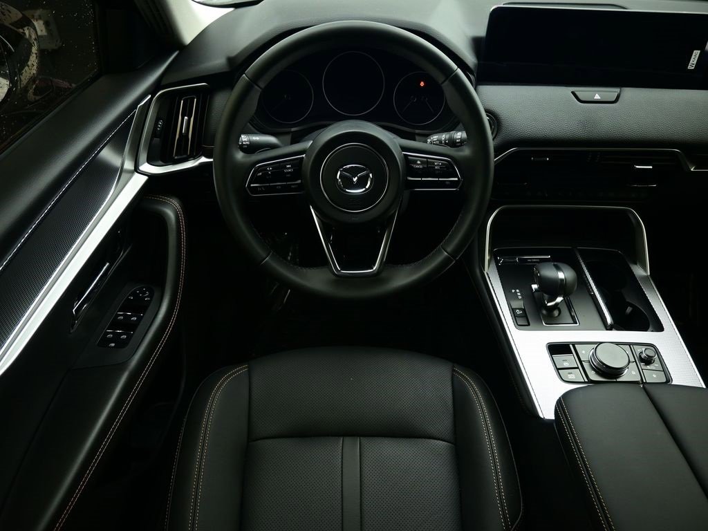 New 2025 MAZDA CX-70 3.3 Turbo w/ Preferred Package image 2
