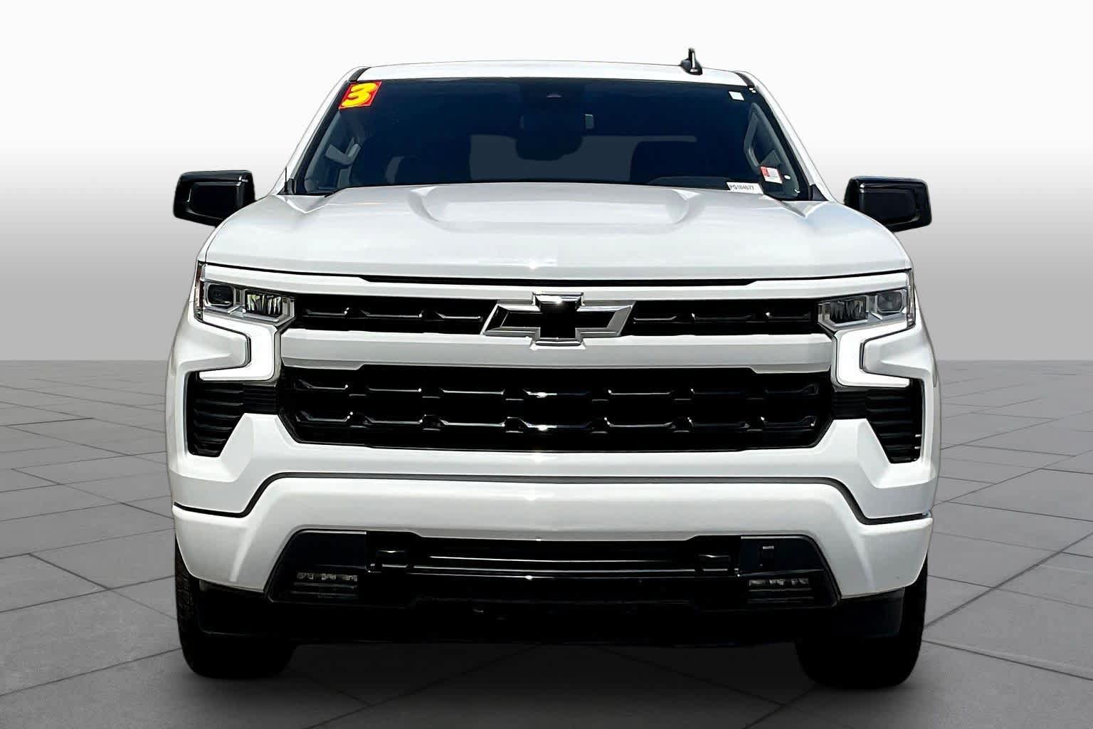 Used 2023 Chevrolet Silverado 1500 RST AWD/4WD image 4
