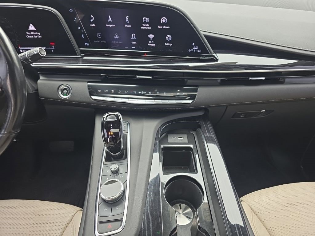 Certified 2021 Cadillac Escalade Sport w/ LPO, ONYX Package image 23