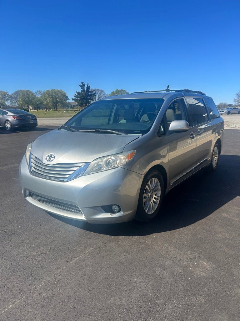 Used 2015 Toyota Sienna XLE Premium