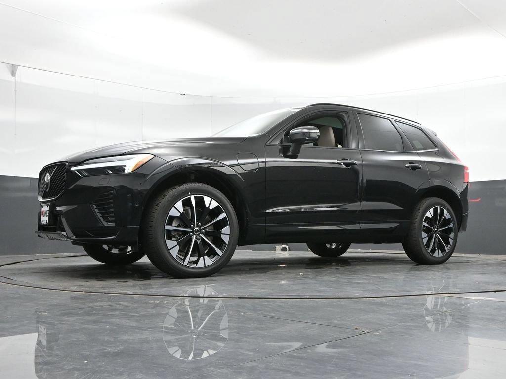 New 2026 Volvo XC60 T8 Plus w/ Protection Package Premier AWD/4WD image 39