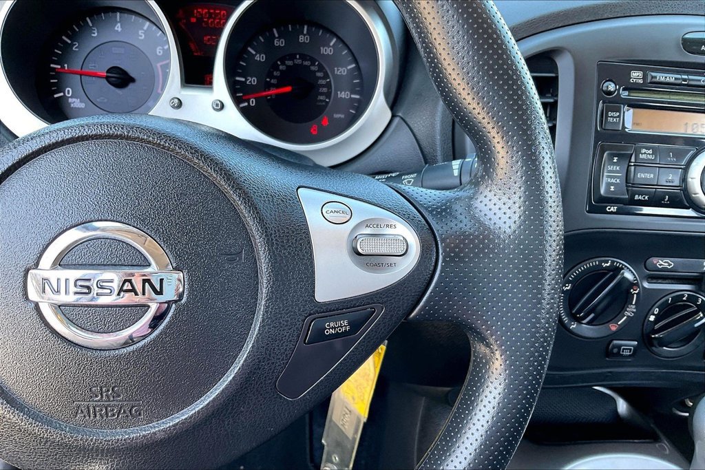 Used 2013 Nissan Juke S FWD image 12