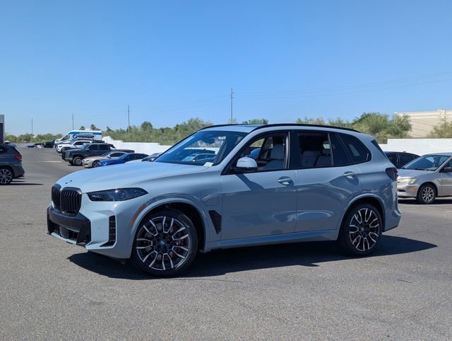 New 2026 BMW X5 xDrive50e w/ M Sport Package AWD/4WD image 2