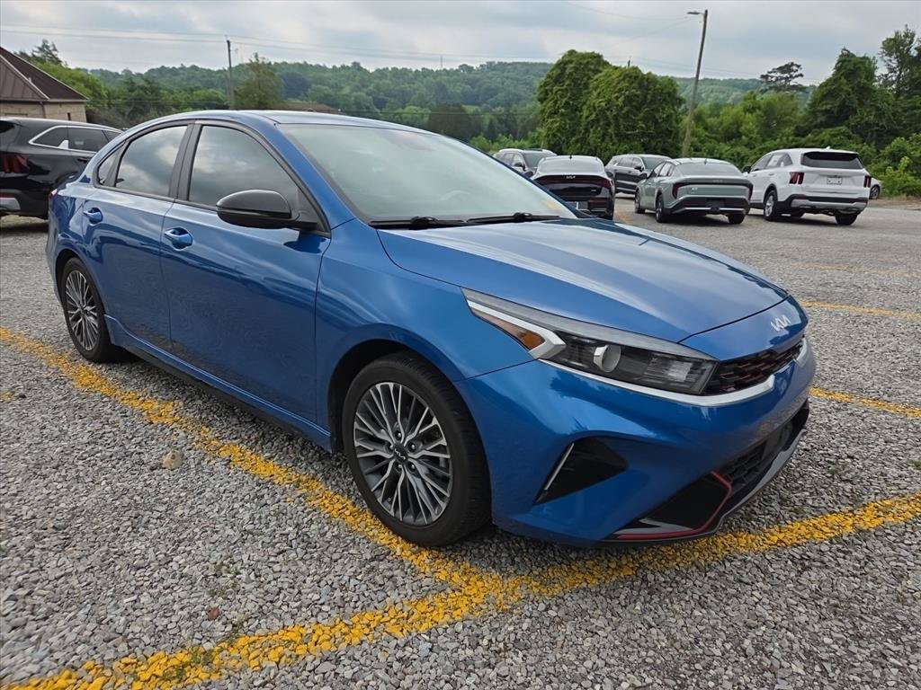 Used 2022 Kia Forte GT-Line w/ GT-Line Premium Package FWD image 3