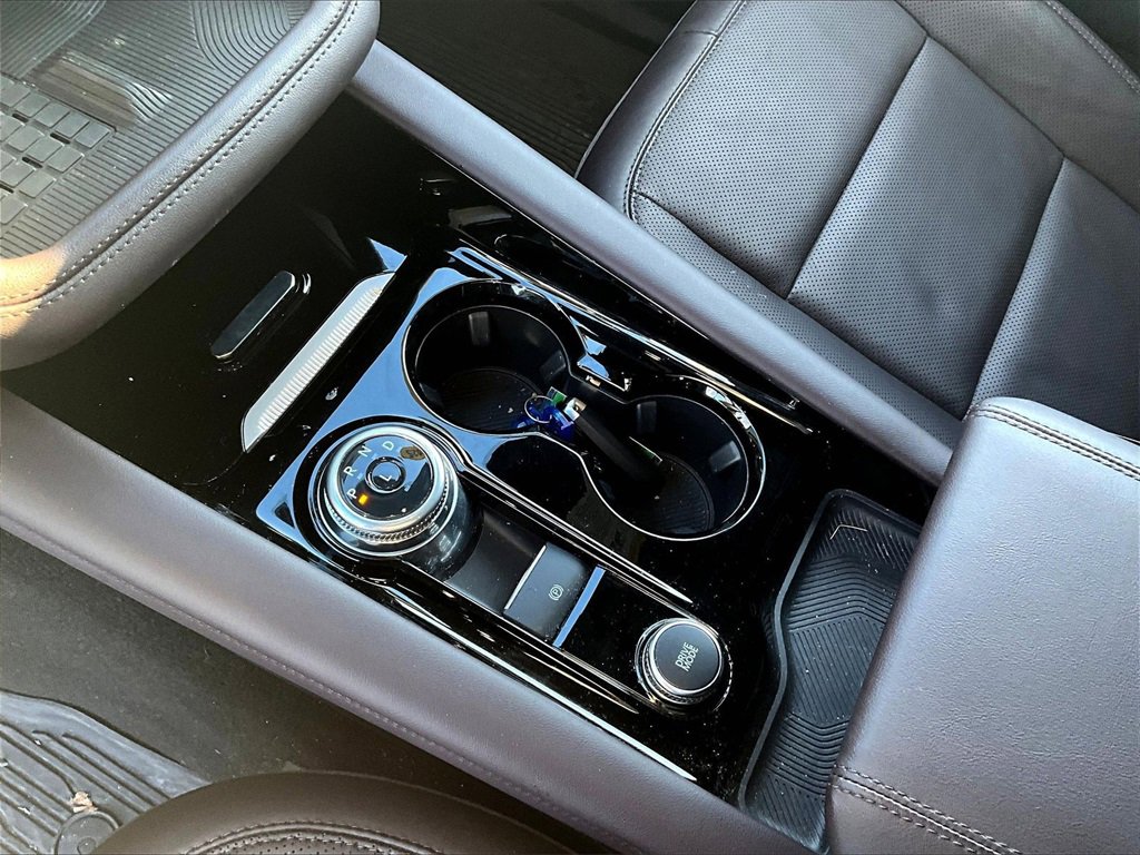 Used 2025 Ford Explorer Platinum w/ Ultimate Package image 21