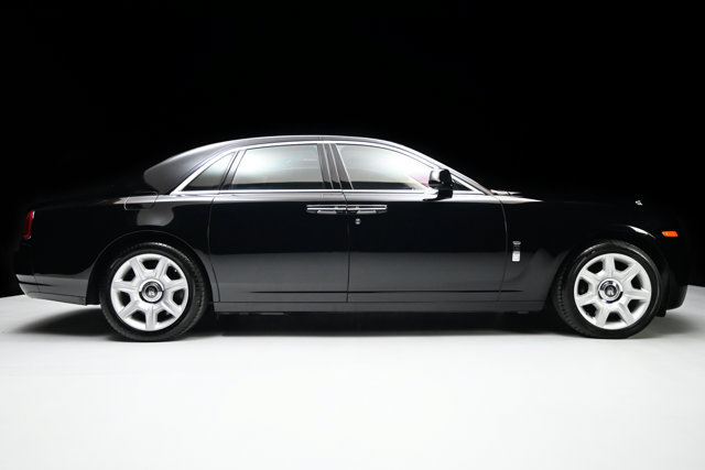Used 2012 Rolls-Royce Ghost RWD image 2