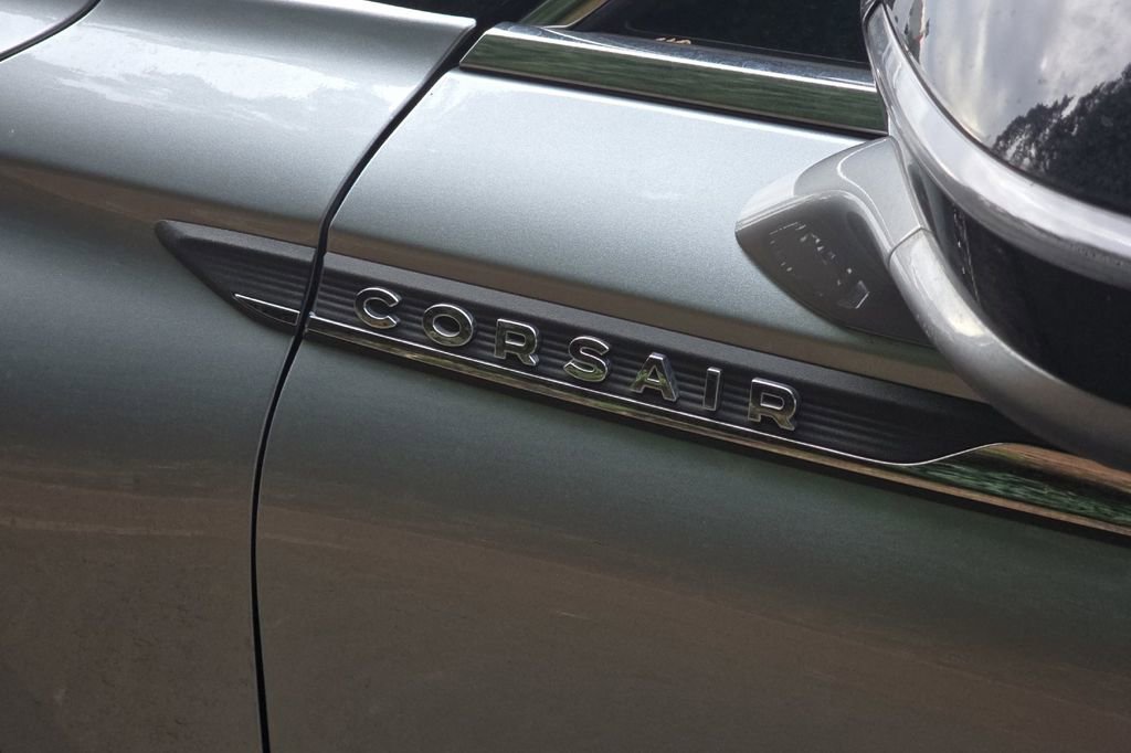Used 2024 Lincoln Corsair Reserve w/ Equipment Group 201A image 26