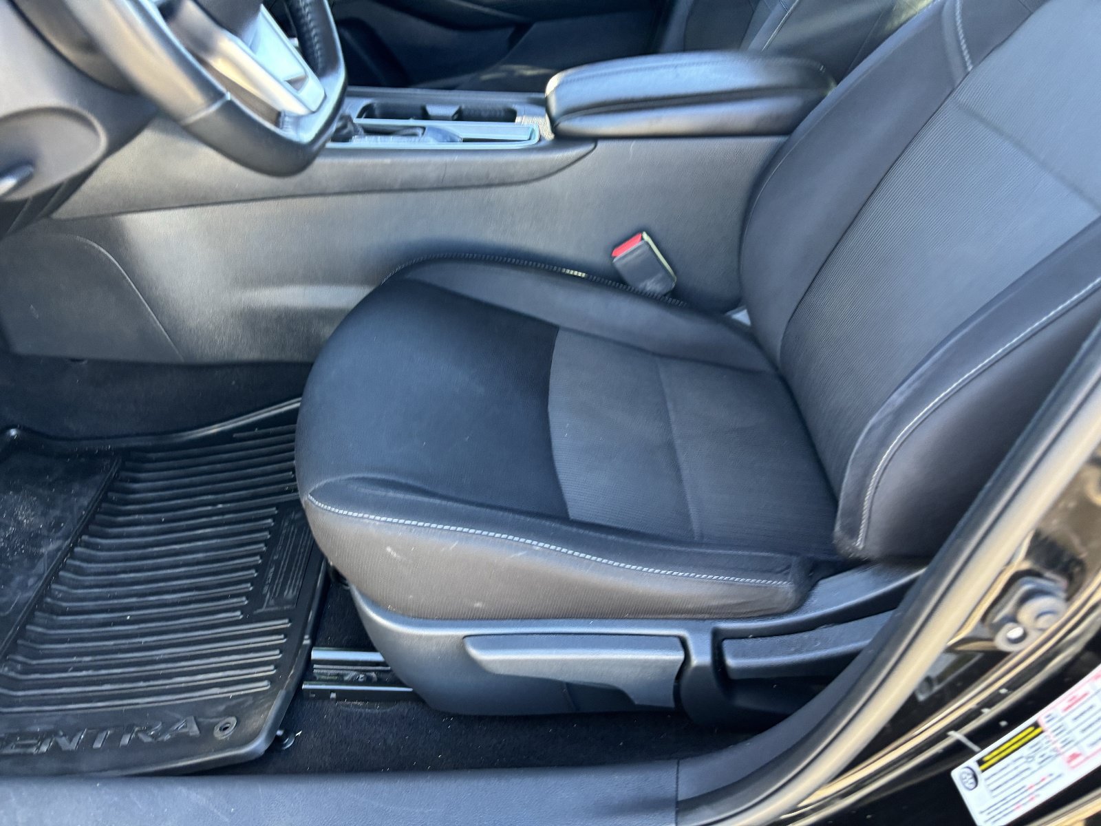 Used 2021 Nissan Sentra SV FWD image 21