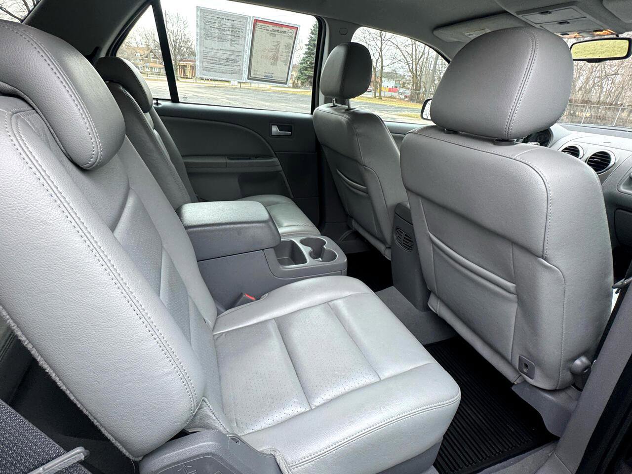 Used 2006 Ford Freestyle SEL image 38