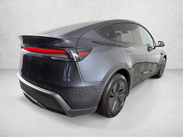 Used 2026 Tesla Model Y 2WD image 5