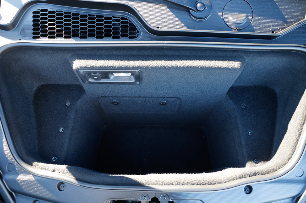 Used 2020 Lamborghini Huracan EVO image 23