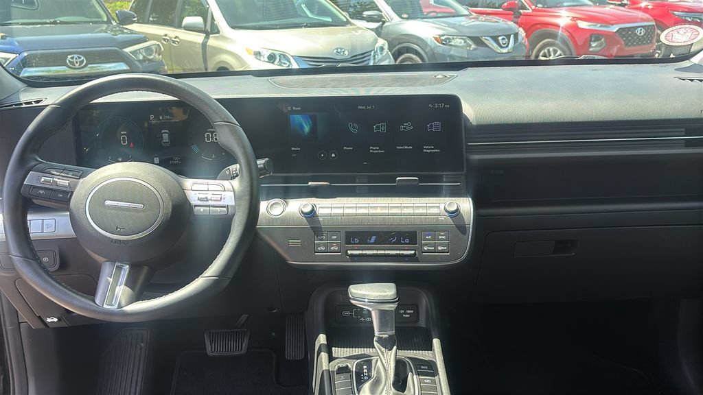 Used 2025 Hyundai Kona SEL AWD/4WD image 12