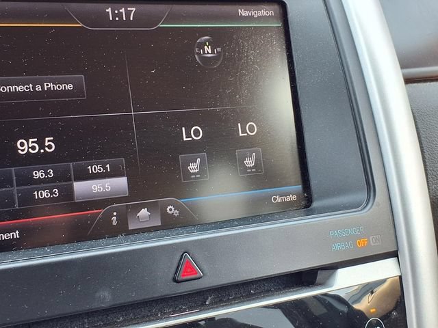 Used 2013 Ford Edge Limited w/ Driver Entry Pkg FWD image 5