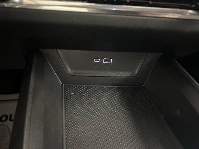 Used 2025 Chevrolet Equinox LT AWD/4WD image 21