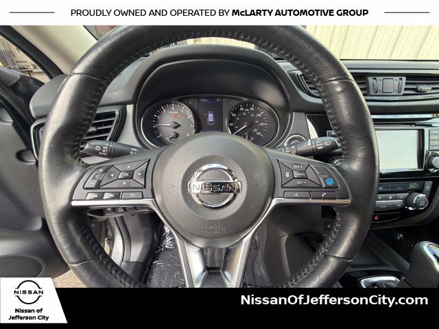 Used 2019 Nissan Rogue SV w/ Premium Package AWD/4WD image 28