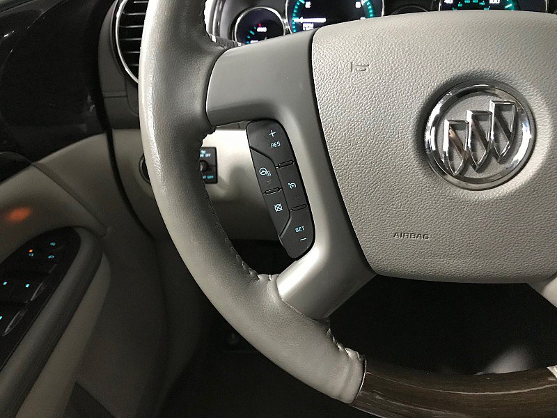 Used 2015 Buick Enclave Leather w/ Trailering Package FWD image 25