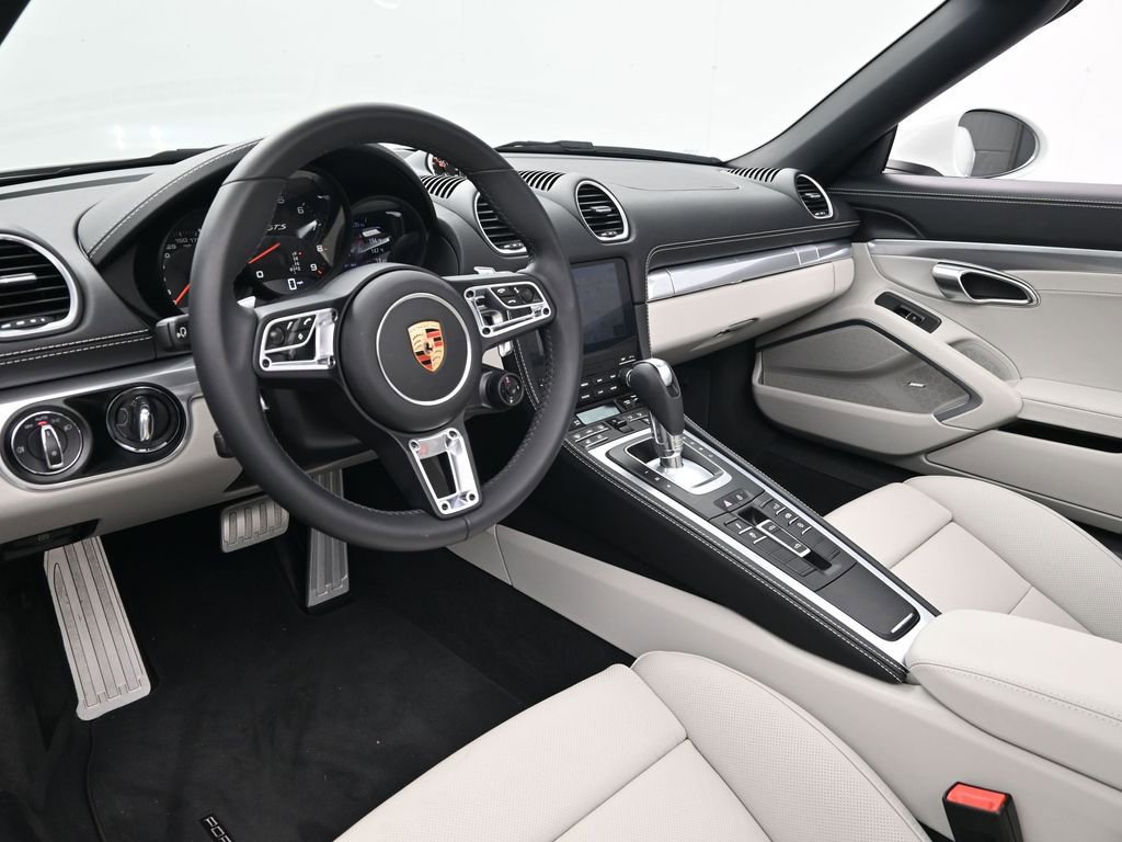 Certified 2025 Porsche 718 Boxster GTS image 4
