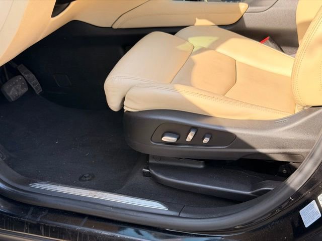Used 2017 Cadillac XT5 Premium Luxury image 24