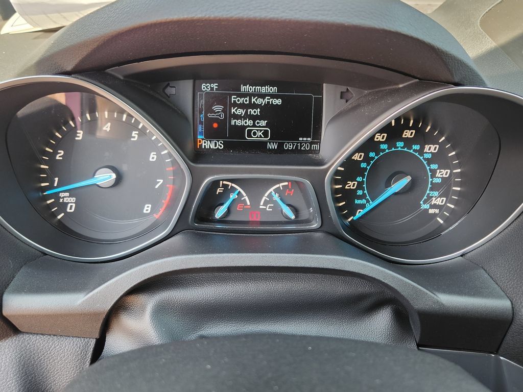 Used 2015 Ford Escape Titanium w/ Equipment Group 301A AWD/4WD image 7