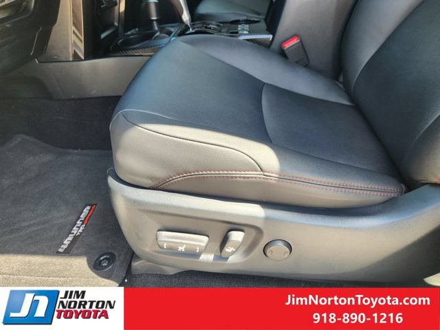 Used 2024 Toyota 4Runner TRD Off-Road Premium w/ Moonroof Package AWD/4WD image 25