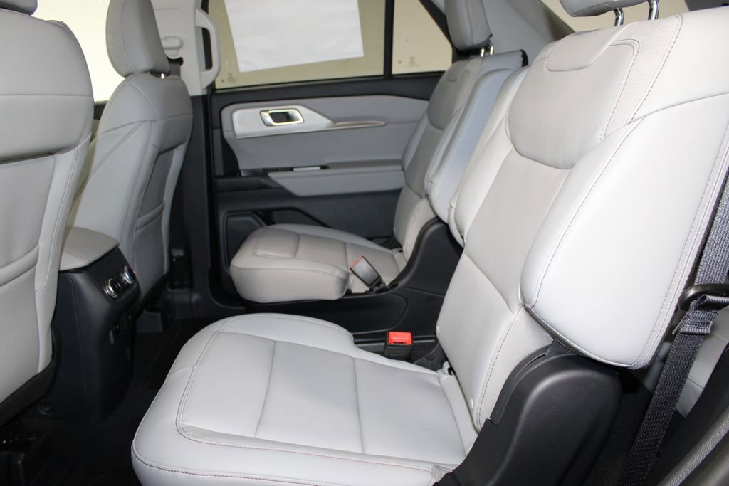 New 2026 Ford Explorer Active AWD/4WD image 26