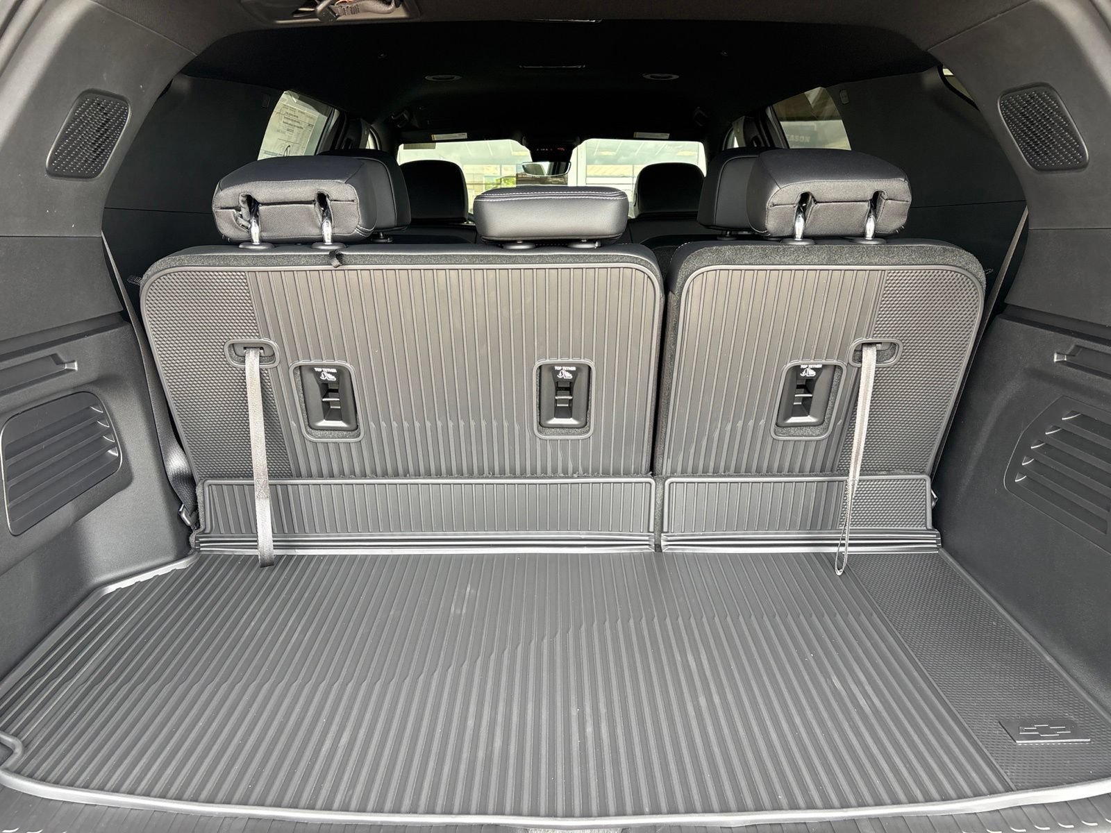 New 2026 Chevrolet Traverse LT w/ Driver Confidence Package FWD image 17