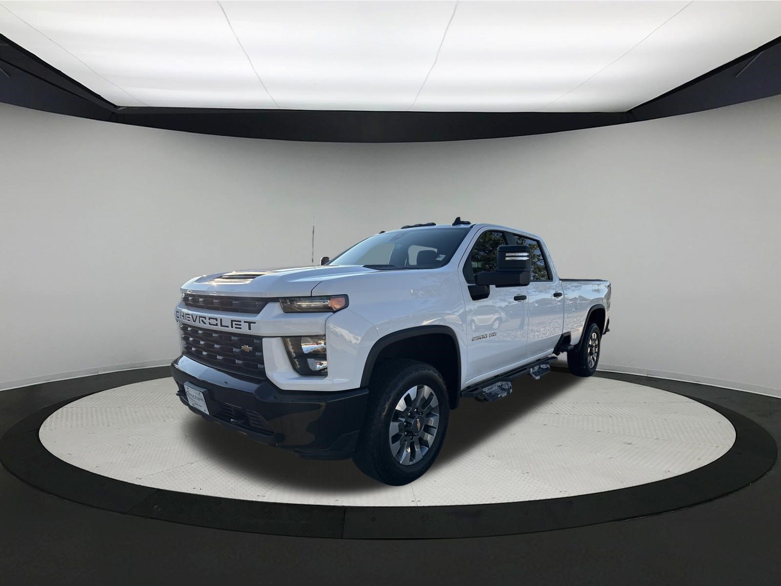 Used 2022 Chevrolet Silverado 2500 Custom w/ Custom Convenience Package AWD/4WD image 1