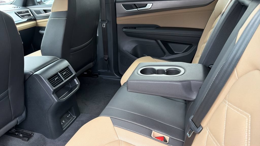 New 2026 Volkswagen Atlas Cross Sport SE FWD image 29