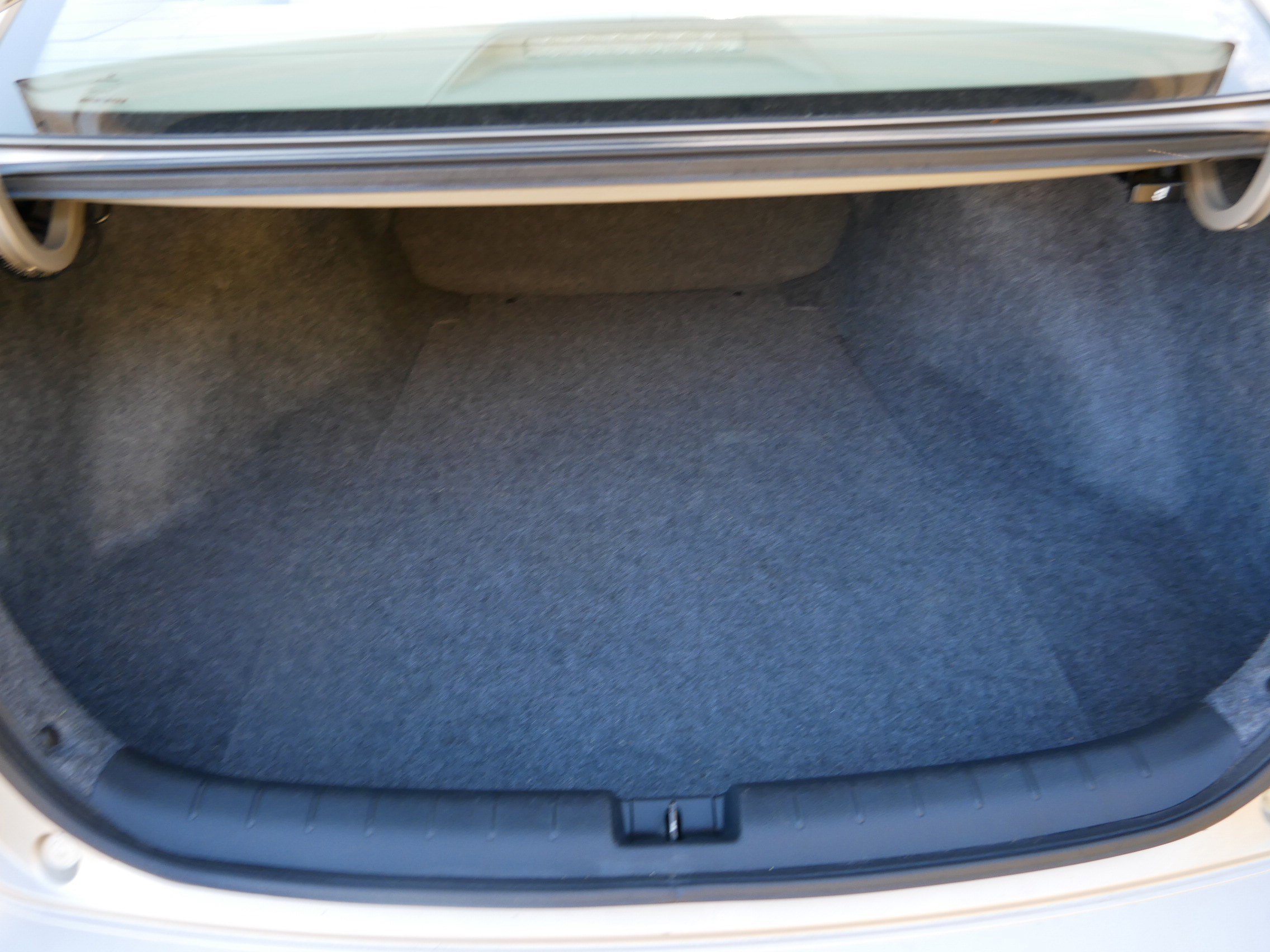 Used 2015 Honda Accord EX-L image 18