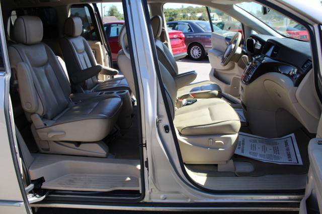 Used 2013 Nissan Quest LE FWD image 20