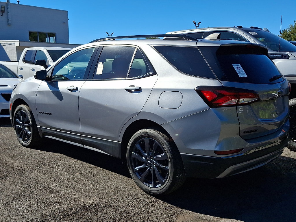Certified 2023 Chevrolet Equinox RS AWD/4WD image 4