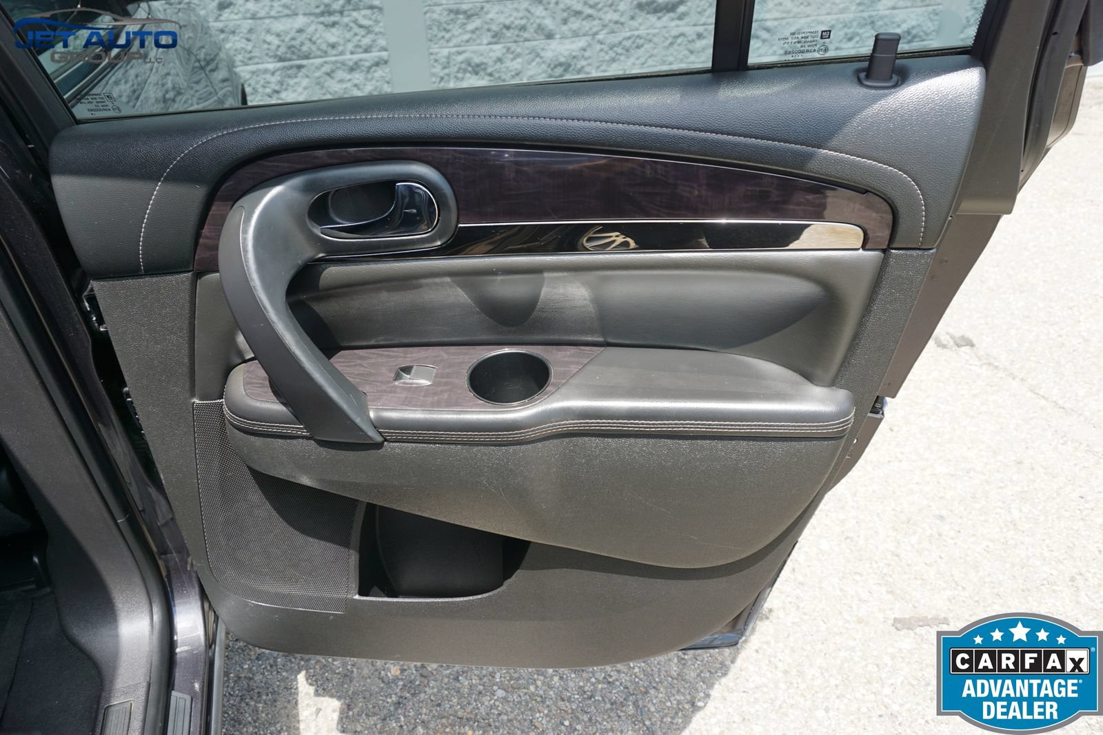Used 2015 Buick Enclave Leather AWD/4WD image 25