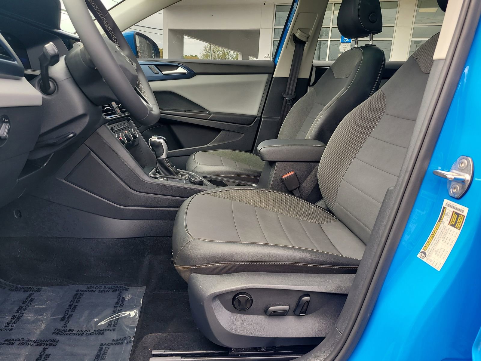 Used 2022 Volkswagen Taos SE image 18