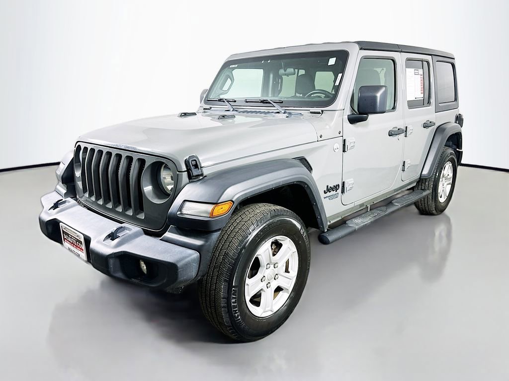 Used 2021 Jeep Wrangler Unlimited Sport AWD/4WD image 3