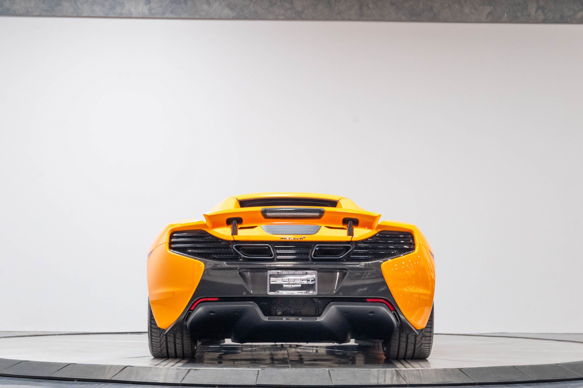 Used 2015 McLaren 650S Spider RWD image 67