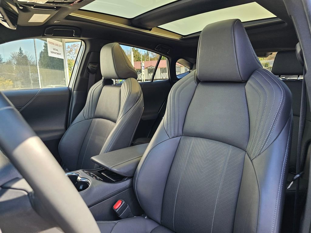 Used 2024 Toyota Venza Limited AWD/4WD image 20