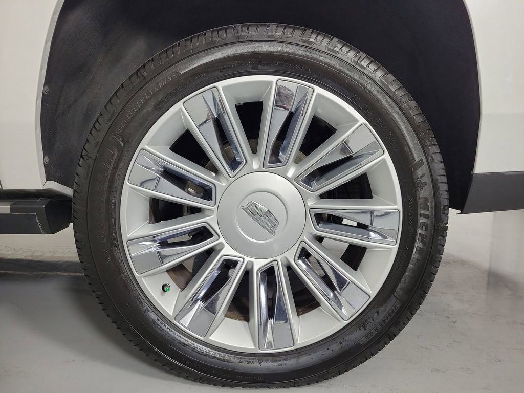 Used 2019 Cadillac Escalade ESV Platinum AWD/4WD image 9