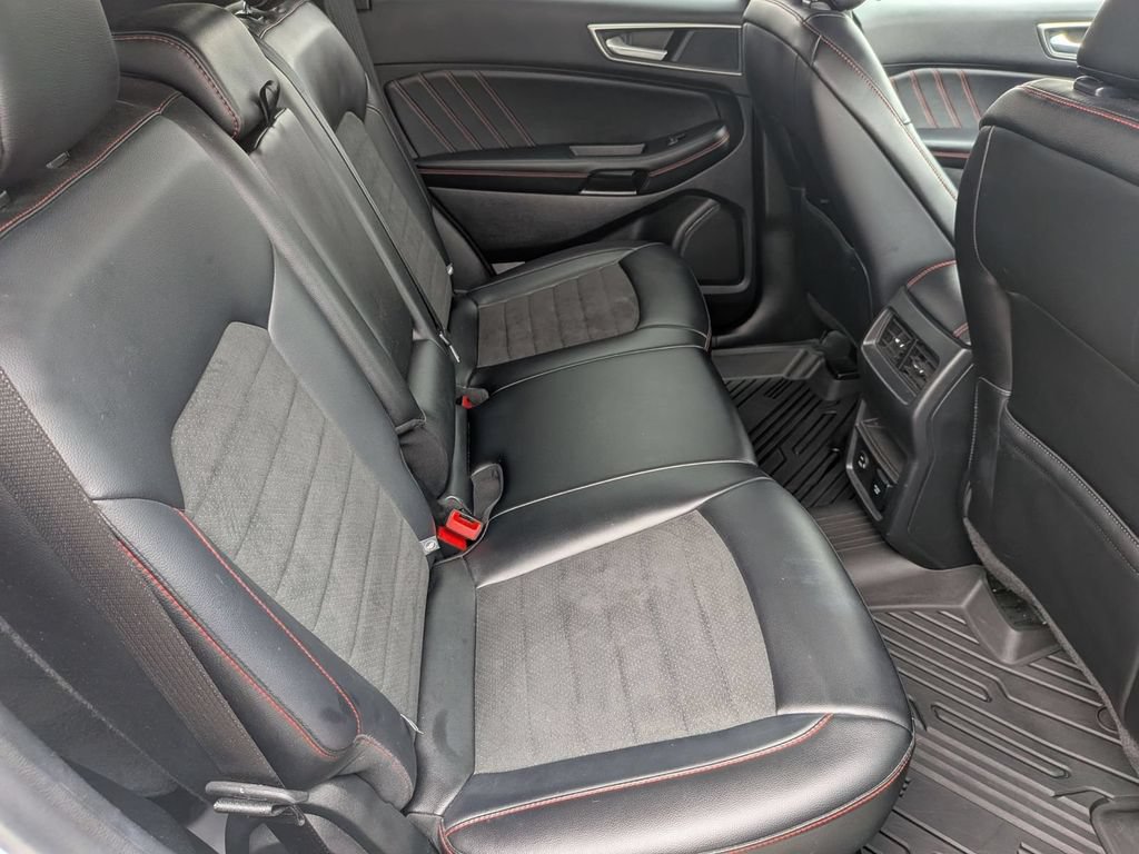 Used 2022 Ford Edge ST-Line AWD/4WD image 29