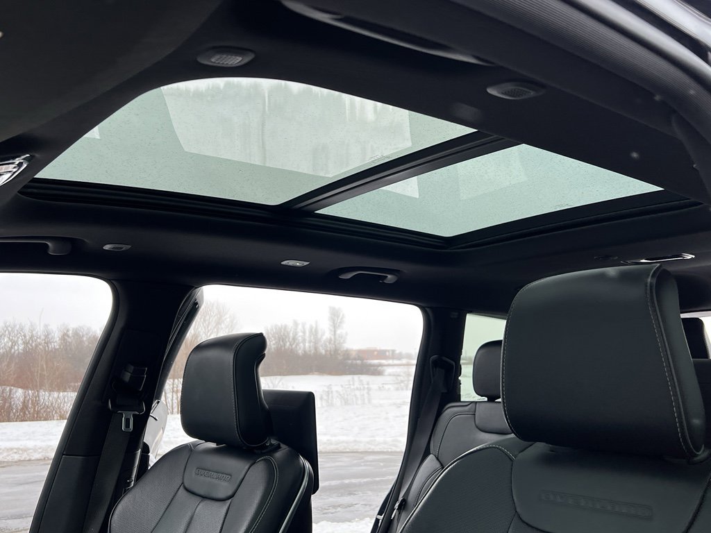 Used 2024 Jeep Grand Cherokee L Overland w/ Advanced Protech Group III image 21