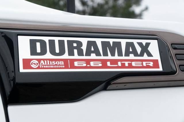 Used 2025 GMC Sierra 2500 AT4X image 46