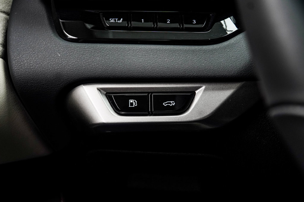 Used 2024 Lexus RX 350 FWD image 32