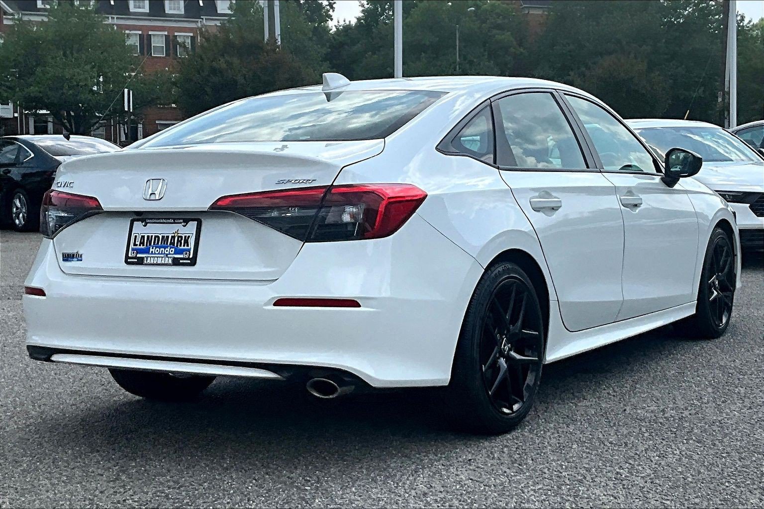 Used 2023 Honda Civic Sport image 2