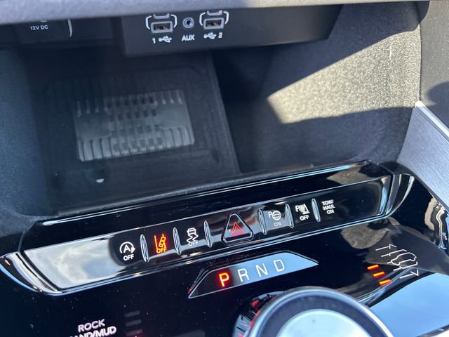 New 2026 Jeep Grand Wagoneer Limited image 25