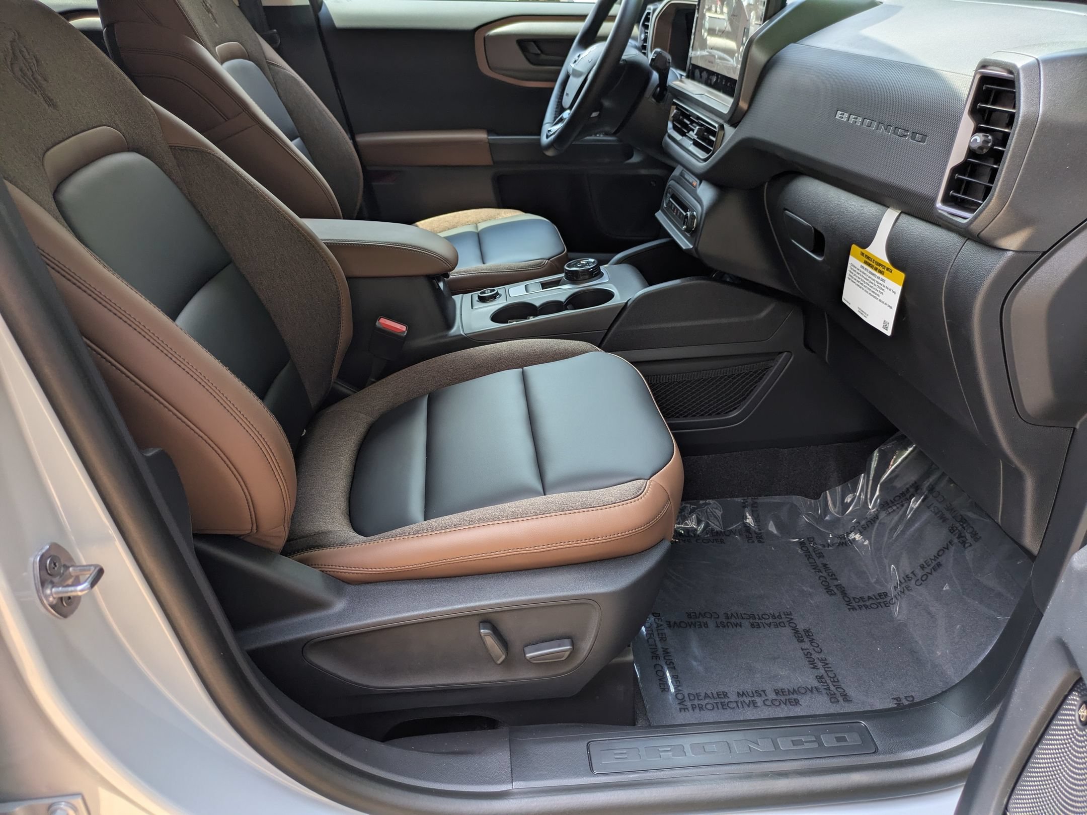 New 2026 Ford Bronco Sport Outer Banks w/ Outer Banks Tech Package+ AWD/4WD image 38