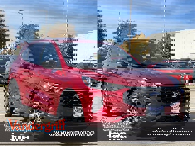 Used 2024 Ford Escape ST-Line image 1