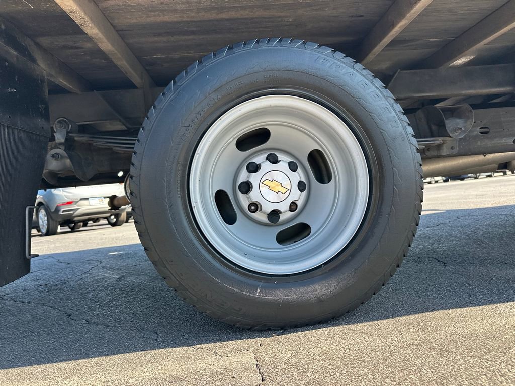 Used 2016 Chevrolet Express 3500 RWD image 16