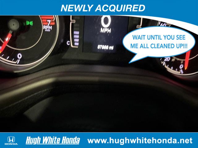 Used 2017 Jeep Cherokee Latitude w/ Cold Weather Group image 3