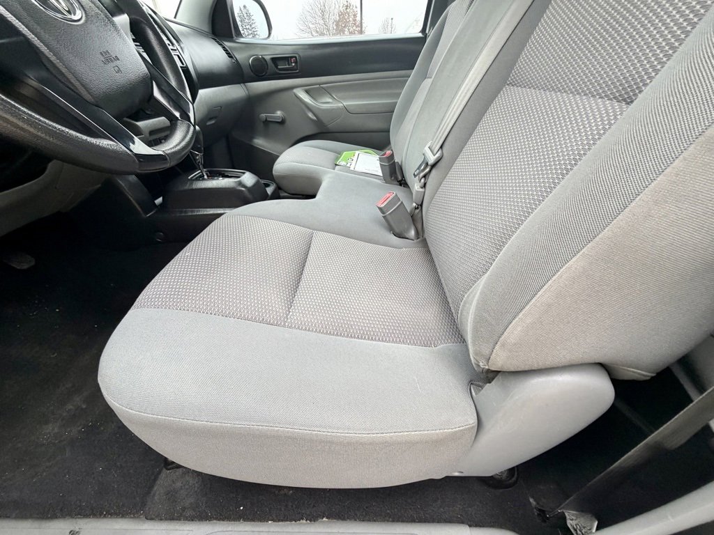 Used 2014 Toyota Tacoma 2WD Regular Cab image 15