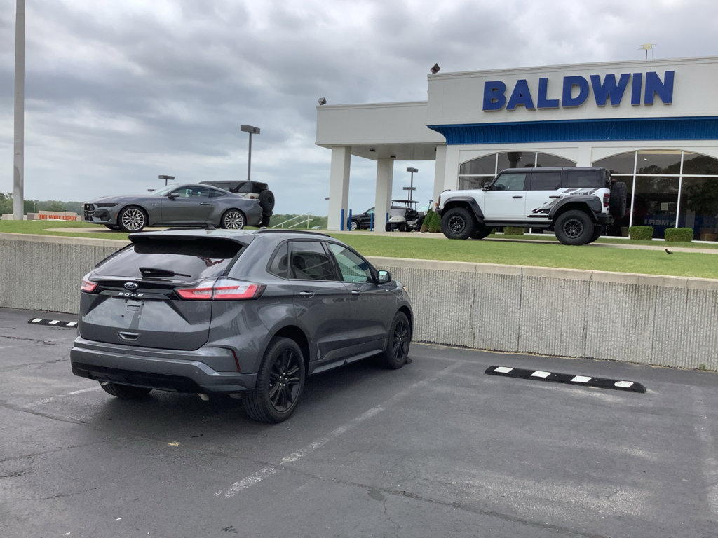 Used 2024 Ford Edge ST-Line image 7